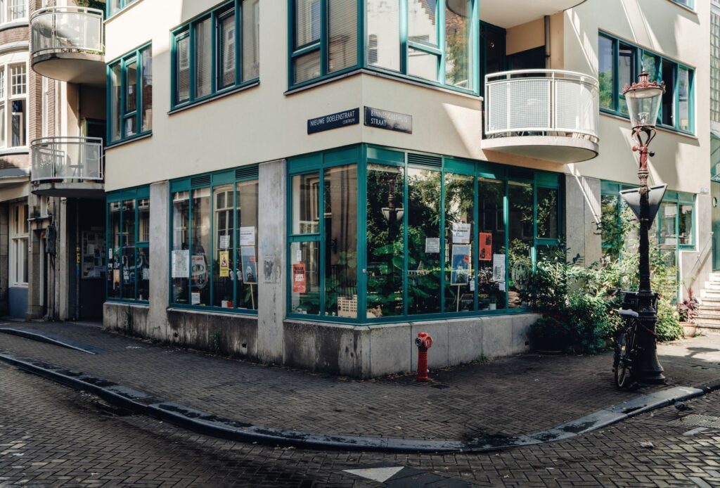 Local search strategy for a veterinary practice